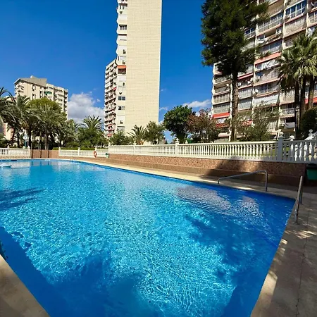 Loix Playmon Park בנידורם